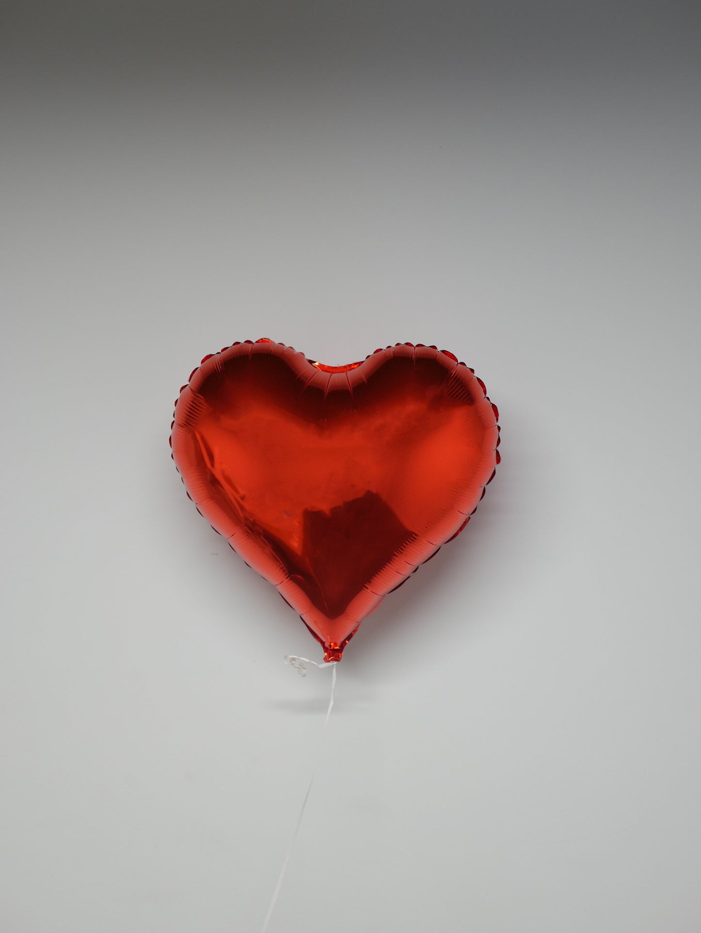 Фольгована кулька серце червоного кольору