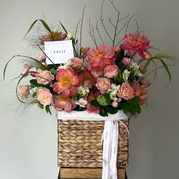 Floral arrangement in a basket