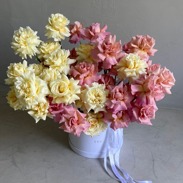 Floral arrangement in a box based on a French rose, L